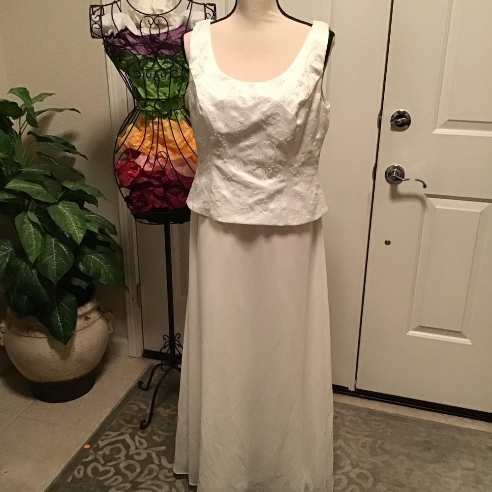 Wedding dress